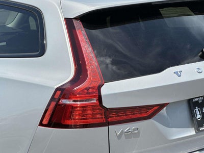 2024 Volvo V60 Cross Country B5 Ultimate
