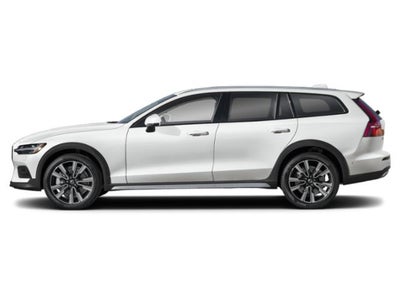 2026 Volvo V60 Cross Country Plus, B5 AWD Gas (mild hybrid)