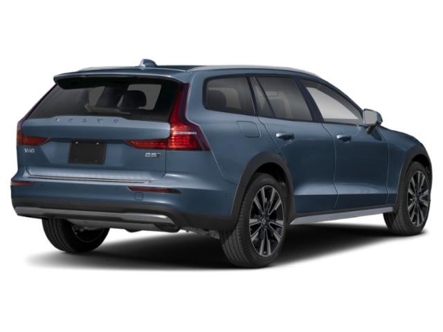 2026 Volvo V60 Cross Country Ultra, B5 AWD Gas (mild hybrid)