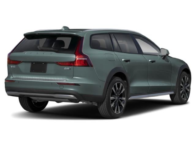 2026 Volvo V60 Cross Country Ultra, B5 AWD Gas (mild hybrid)