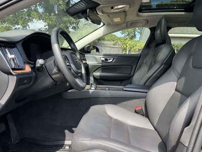 2024 Volvo V60 Cross Country B5 Plus
