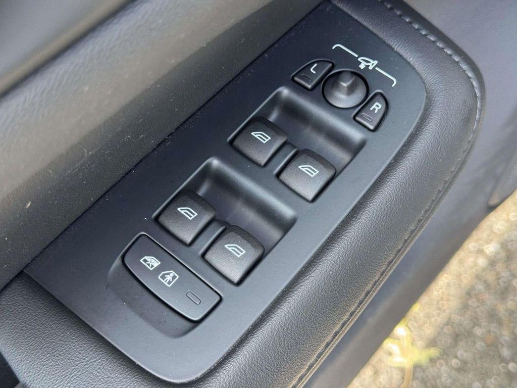2024 Volvo V60 Cross Country B5 Plus