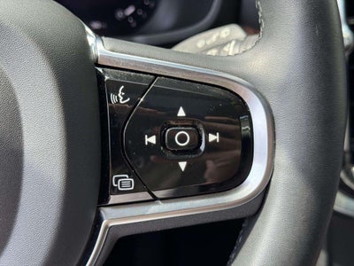 2024 Volvo V60 Cross Country B5 Plus