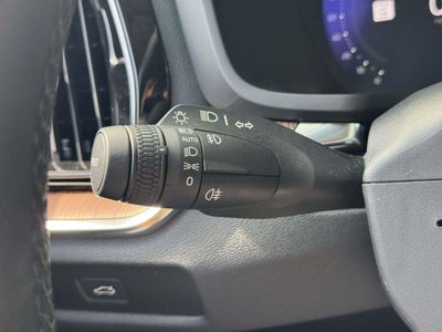 2024 Volvo V60 Cross Country B5 Plus