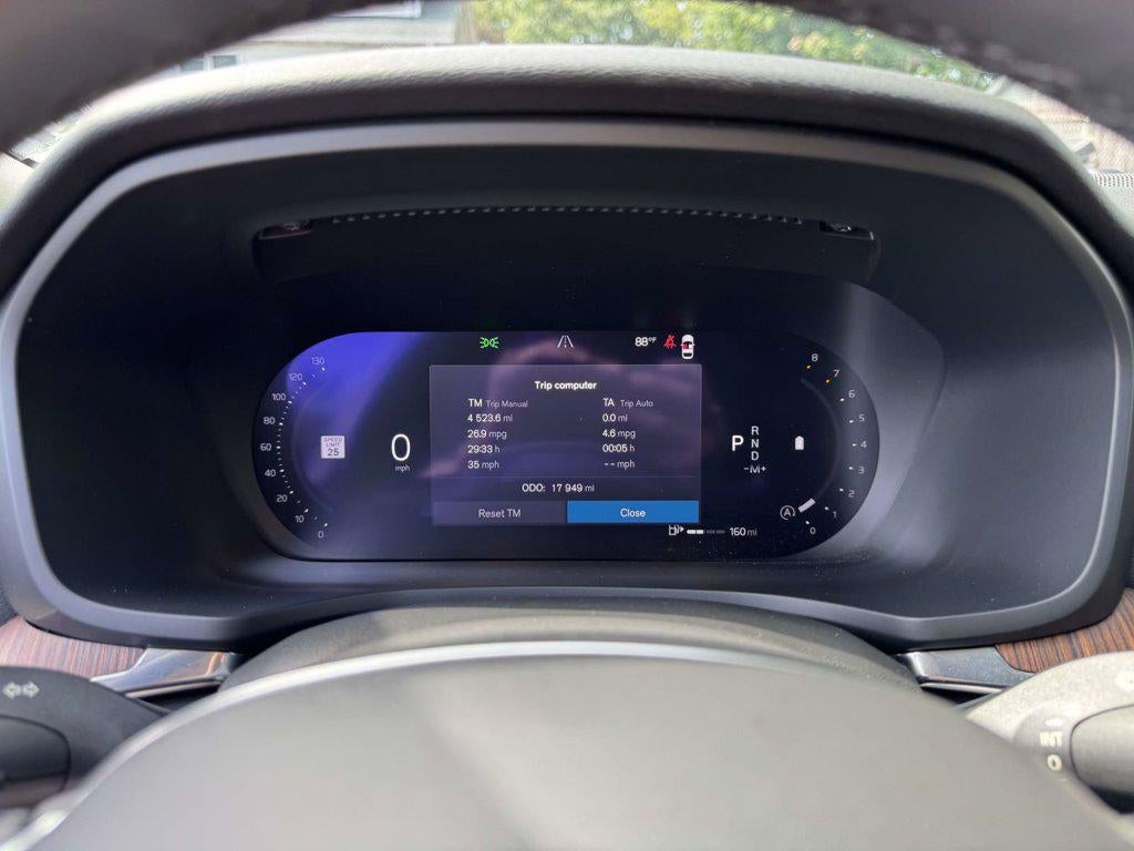 2024 Volvo V60 Cross Country B5 Plus