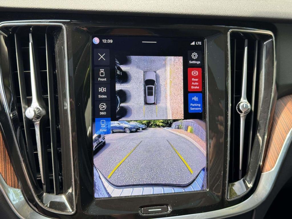 2024 Volvo V60 Cross Country B5 Plus