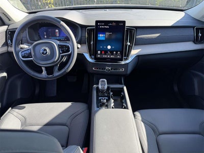 2025 Volvo XC90 B5 Plus 7-Seater