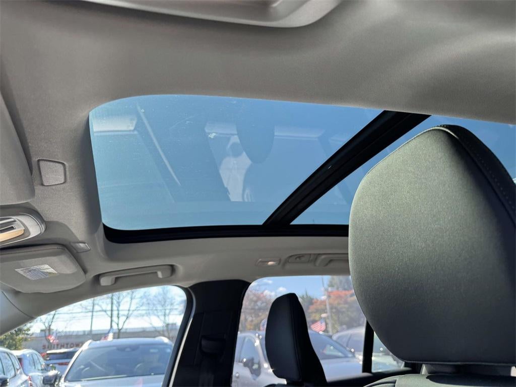 2025 Volvo XC90 B5 Plus 7-Seater