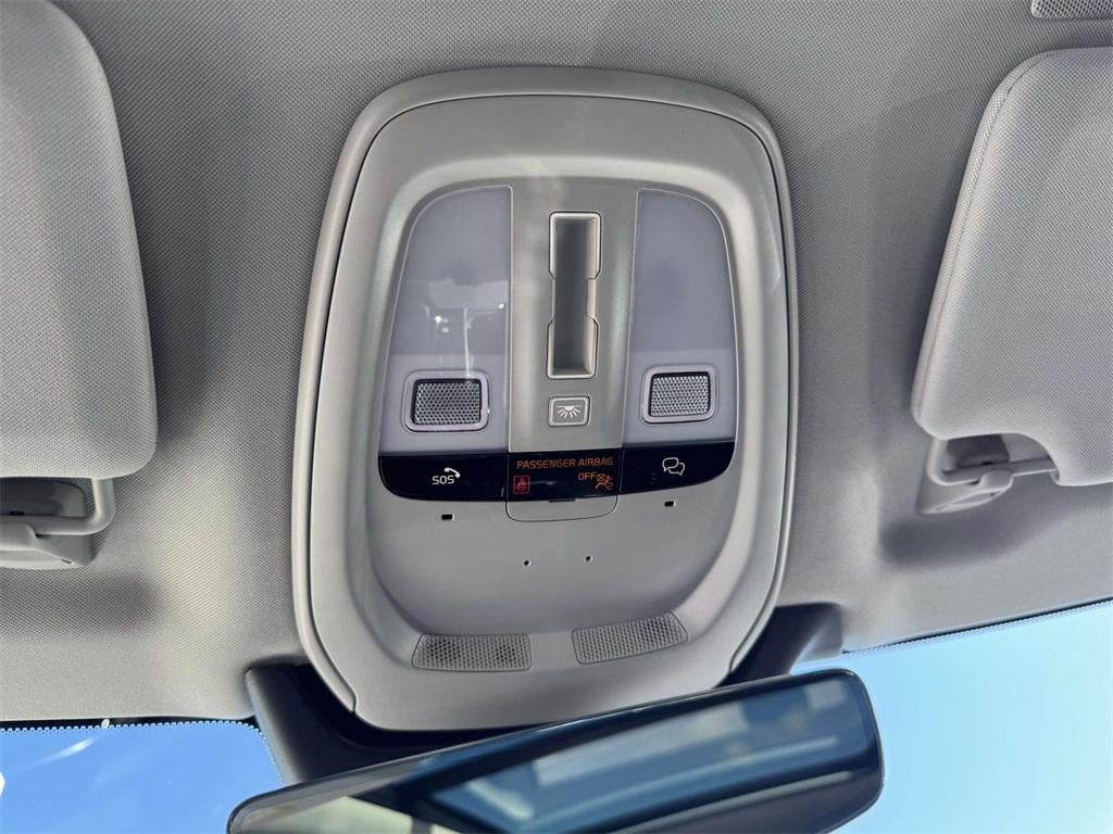 2025 Volvo XC90 B5 Plus 7-Seater