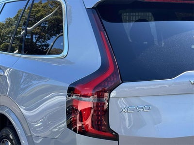 2025 Volvo XC90 B5 Plus 7-Seater