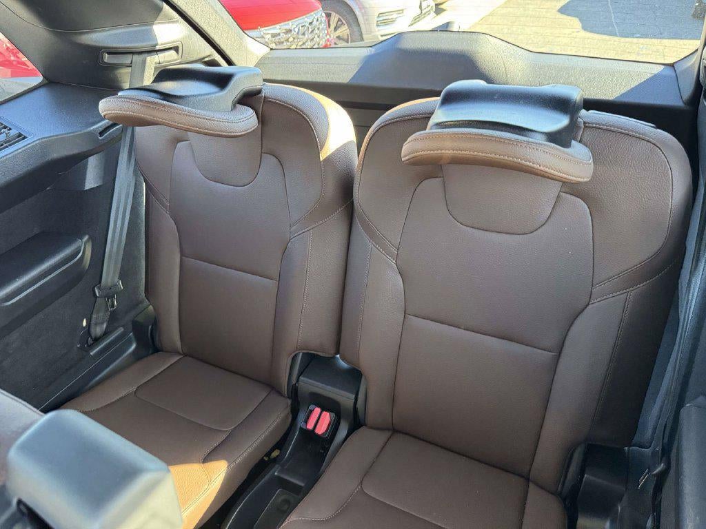 2025 Volvo XC90 B5 Plus