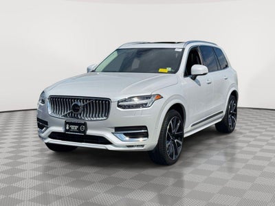 2025 Volvo XC90 B5 Plus
