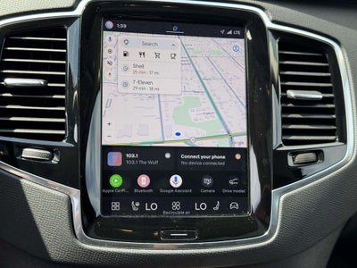 2025 Volvo XC90 B5 Plus
