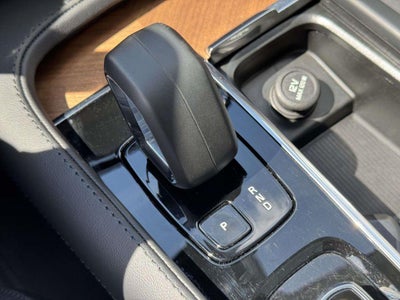 2025 Volvo XC90 B5 Plus