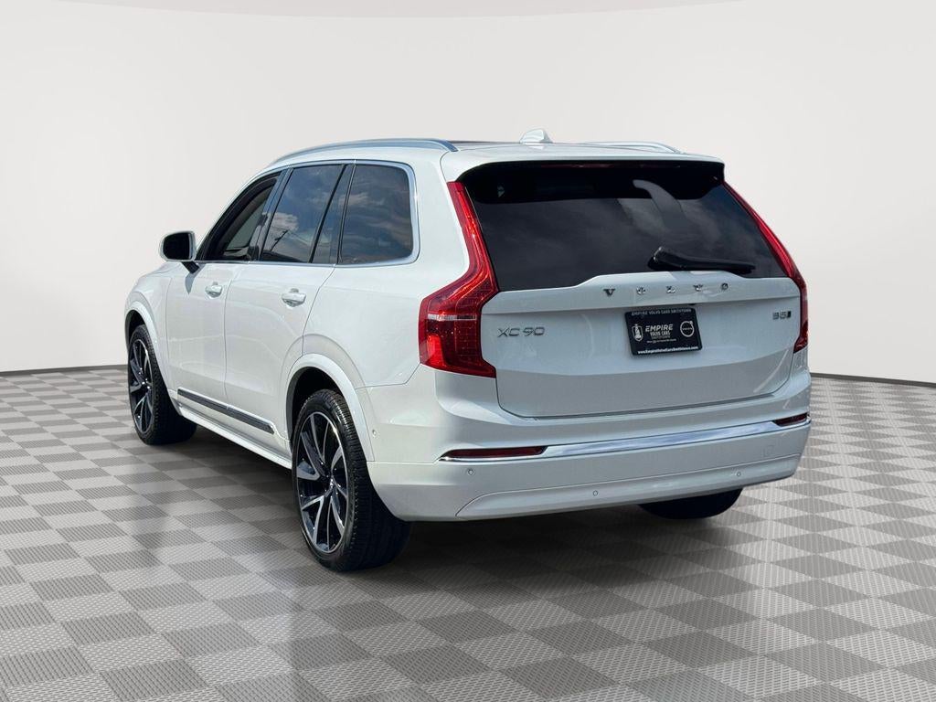 2025 Volvo XC90 B5 Plus
