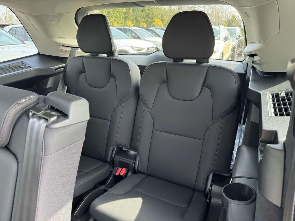 2026 Volvo XC90 Plus, B5 AWD Gas (mild hybrid), Gasoline, Bright, 7 Seats