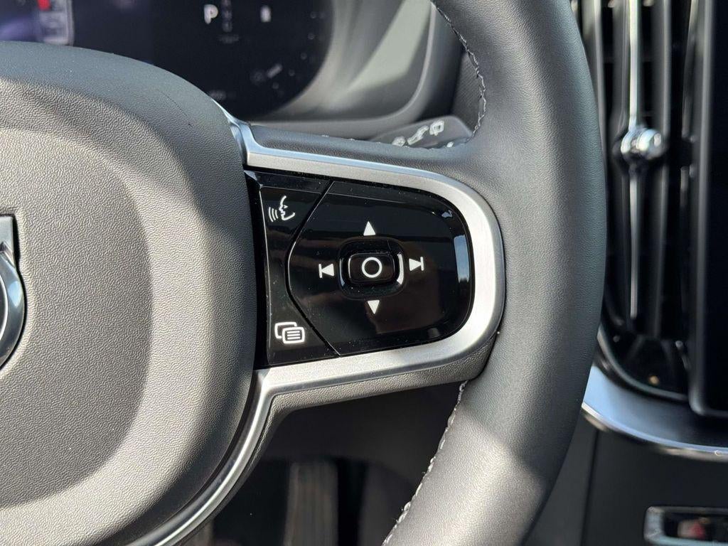 2026 Volvo XC90 Plus, B5 AWD Gas (mild hybrid), Gasoline, Bright, 7 Seats