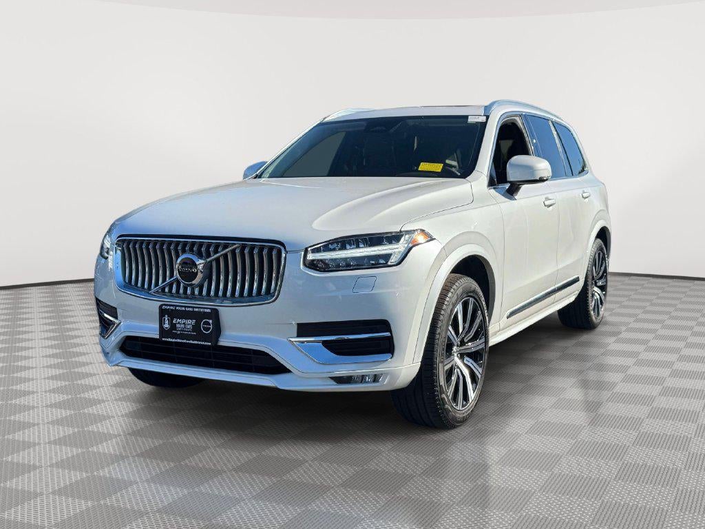 2025 Volvo XC90 B5 Core
