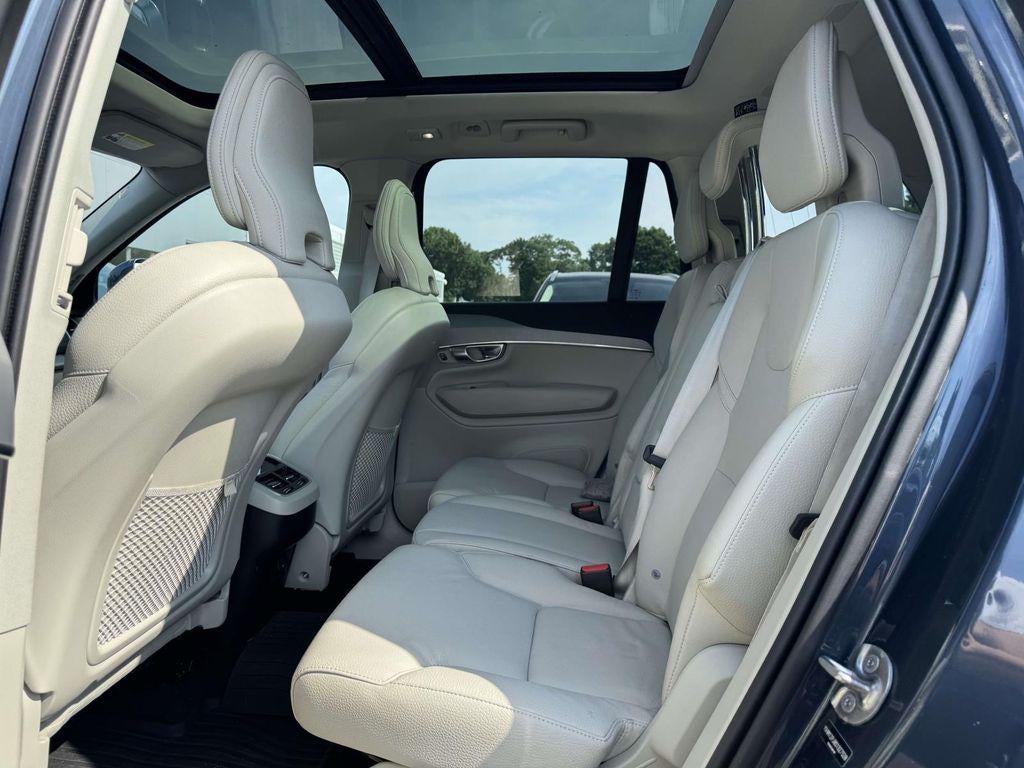 2025 Volvo XC90 B5 Core