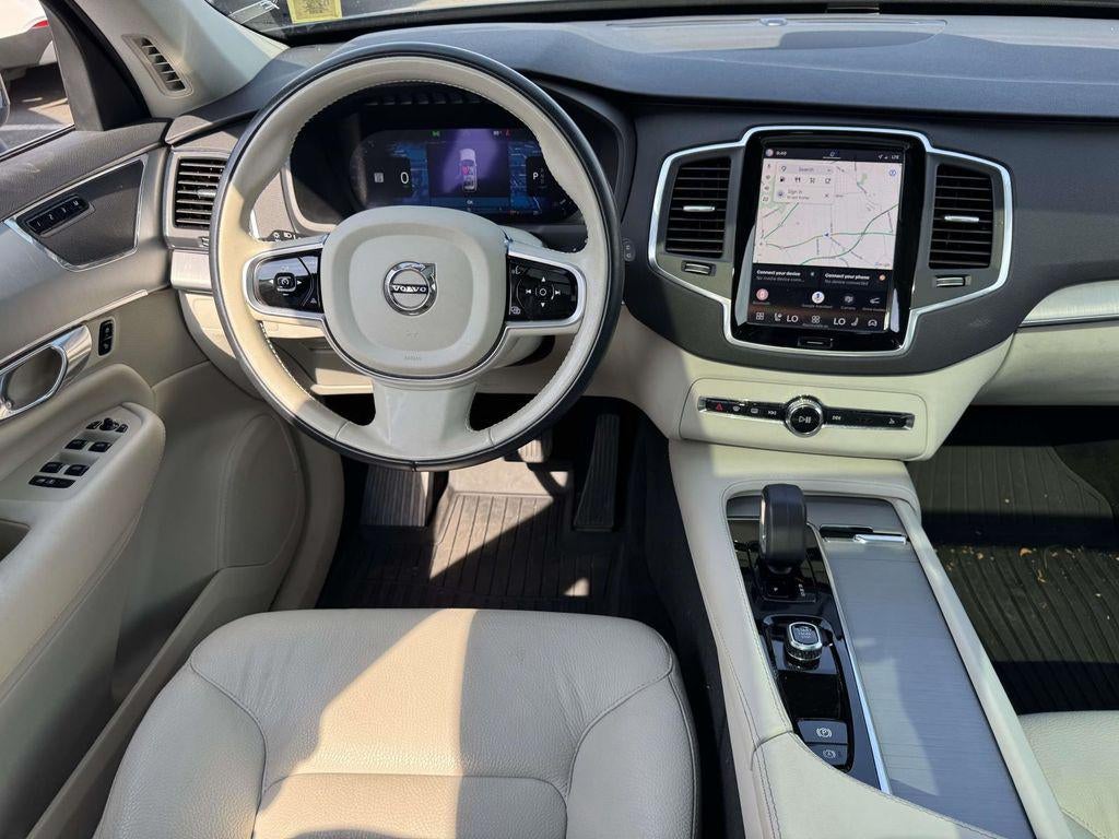 2025 Volvo XC90 B5 Core