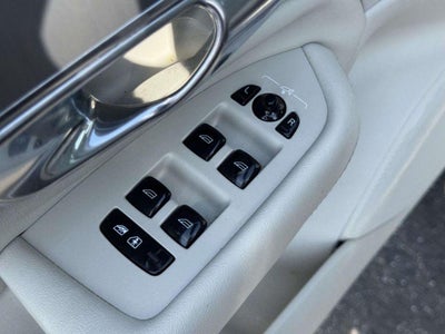 2025 Volvo XC90 B5 Core