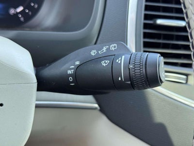 2025 Volvo XC90 B5 Core