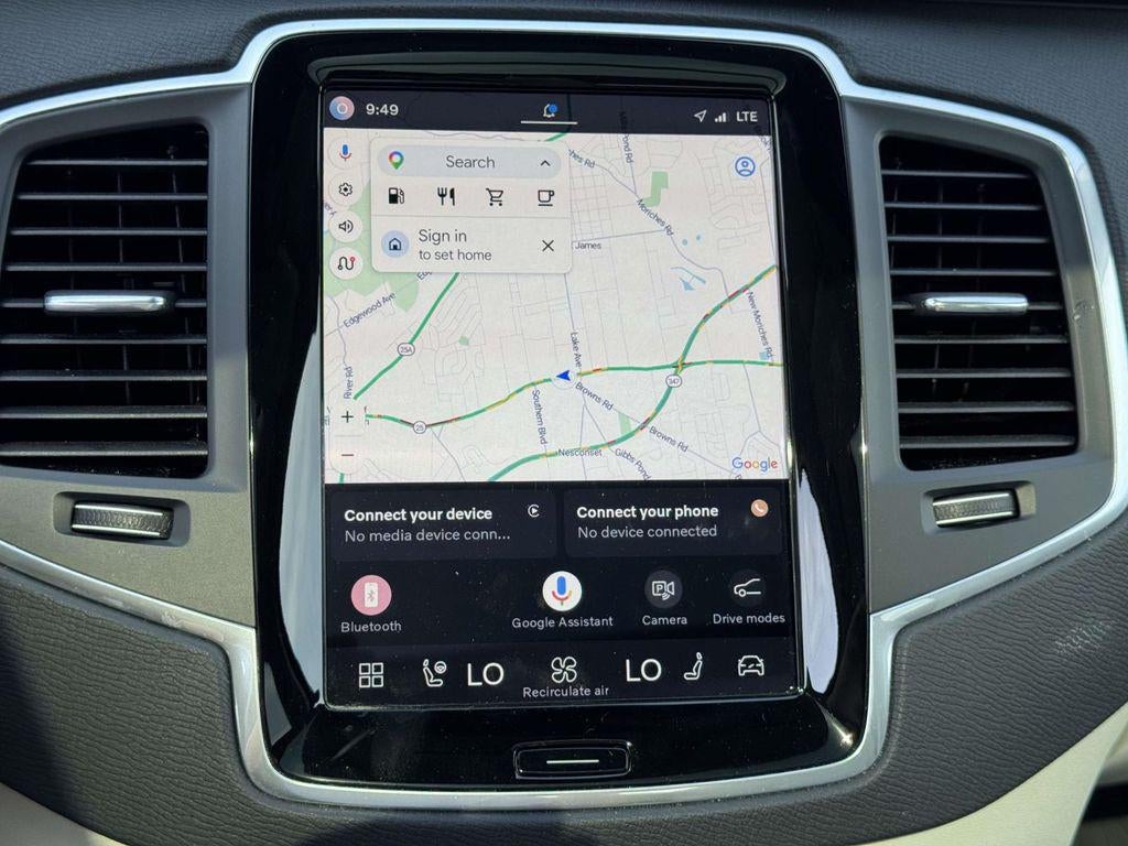 2025 Volvo XC90 B5 Core