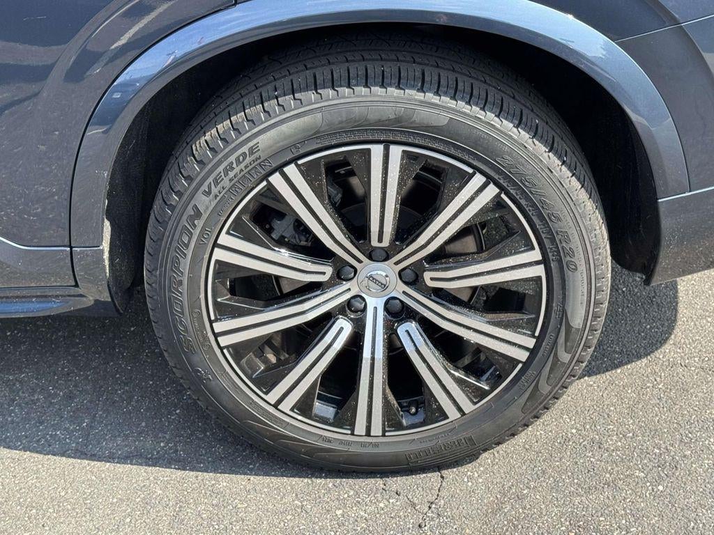 2025 Volvo XC90 B5 Core