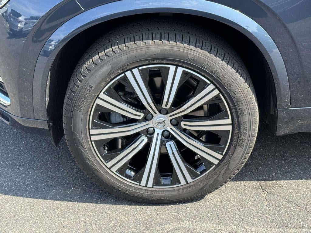 2025 Volvo XC90 B5 Core