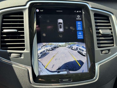 2025 Volvo XC90 B5 Core
