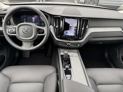 2025 Volvo XC60 B5 Plus
