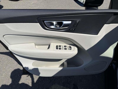 2025 Volvo XC60 B5 Core