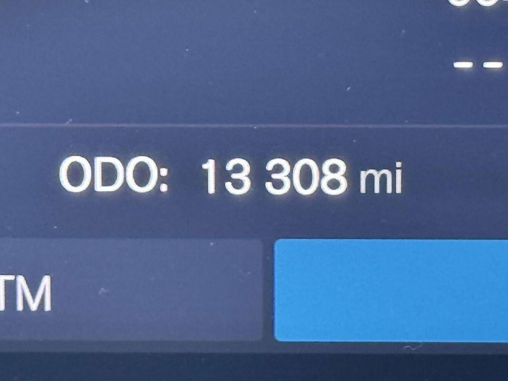 2025 Volvo XC60 B5 Core