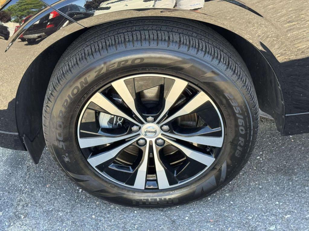 2025 Volvo XC60 B5 Core