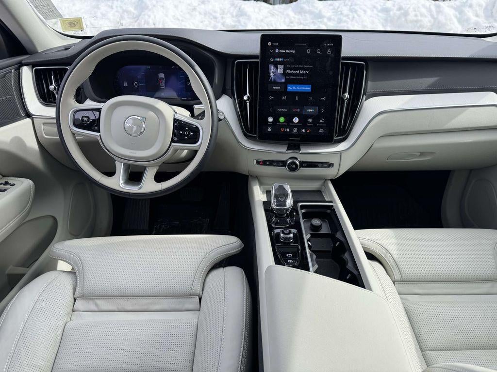 2026 Volvo XC60 B5 Ultra