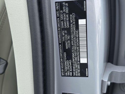 2026 Volvo XC60 B5 Ultra