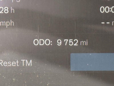 2025 Volvo XC60 B5 Ultra