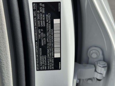 2026 Volvo XC60 B5 Ultra