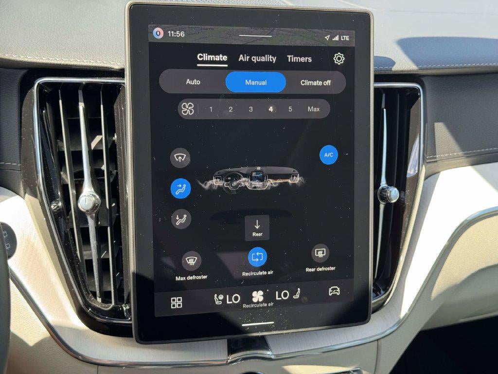 2026 Volvo XC60 B5 Ultra