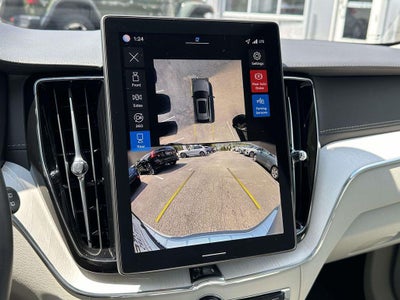 2026 Volvo XC60 B5 Ultra