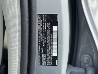 2026 Volvo XC60 B5 Ultra