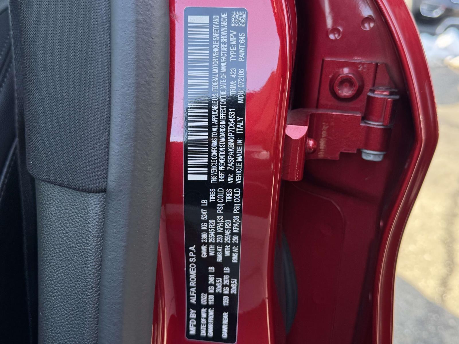 2023 Alfa Romeo Stelvio Veloce AWD