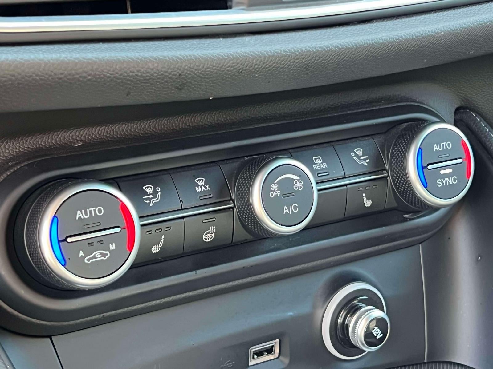 2023 Alfa Romeo Stelvio Veloce AWD