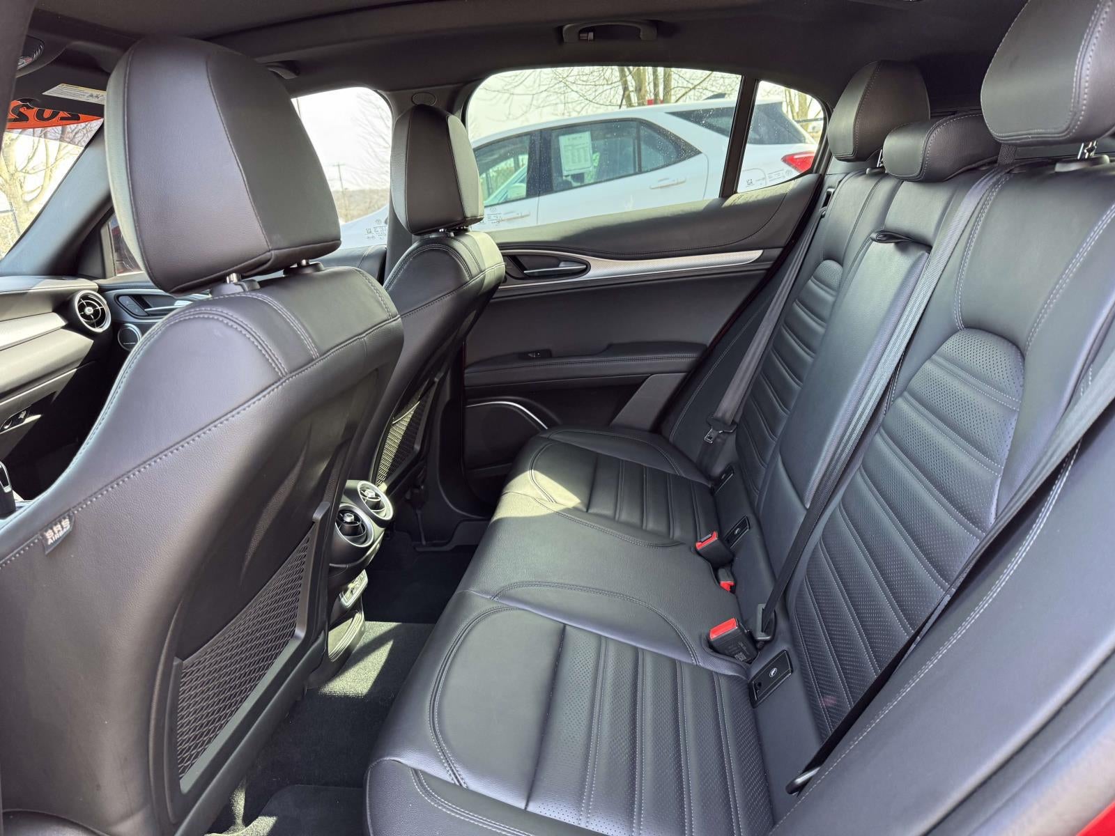 2023 Alfa Romeo Stelvio Veloce AWD