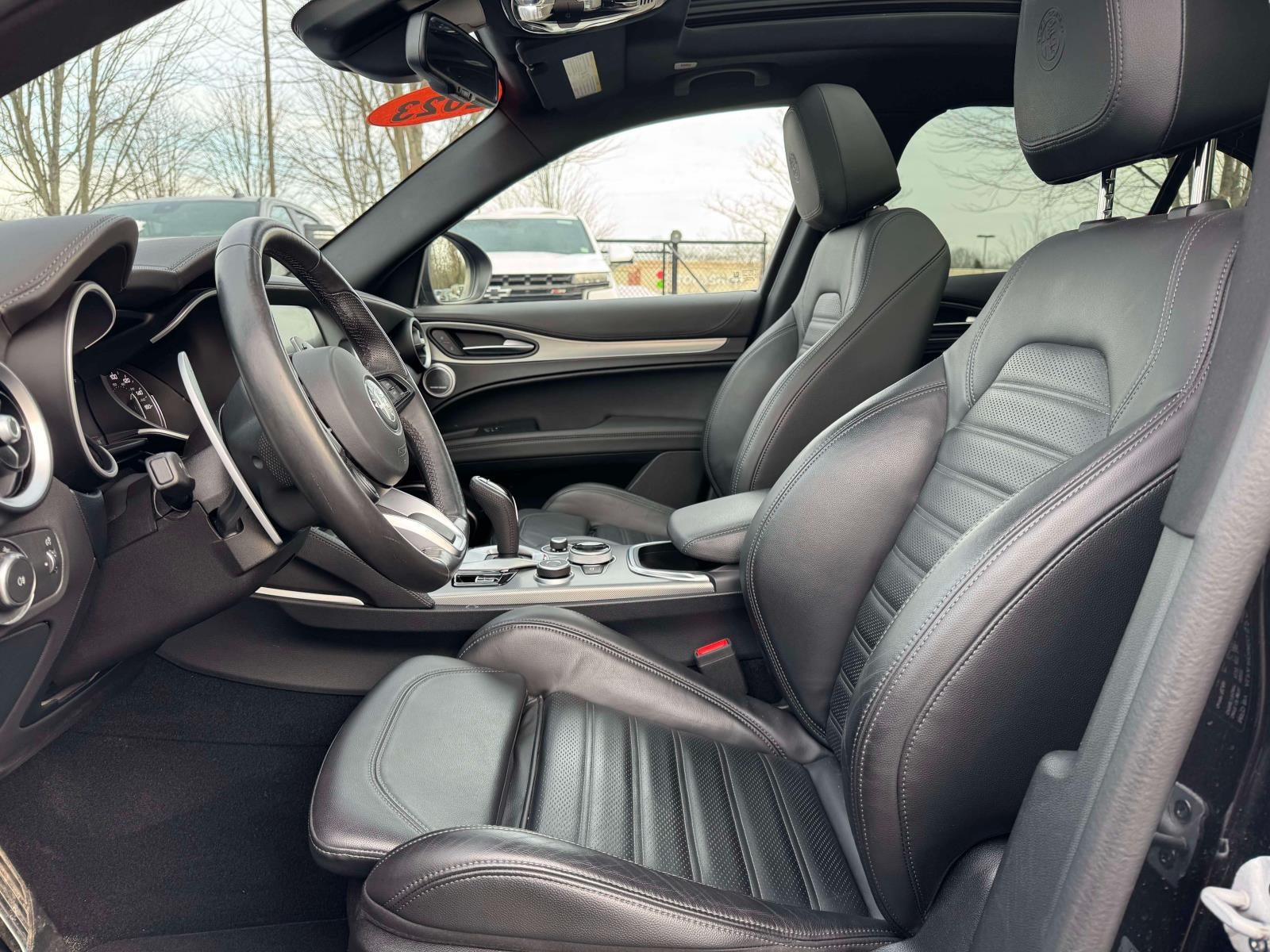 2023 Alfa Romeo Stelvio Veloce AWD