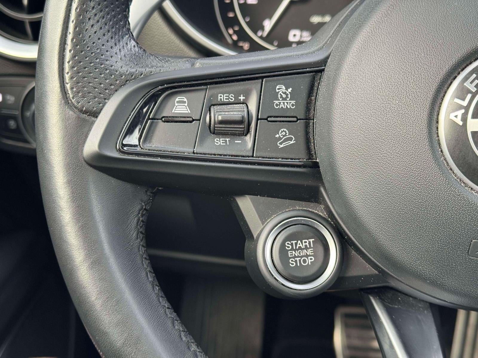 2023 Alfa Romeo Stelvio Veloce AWD