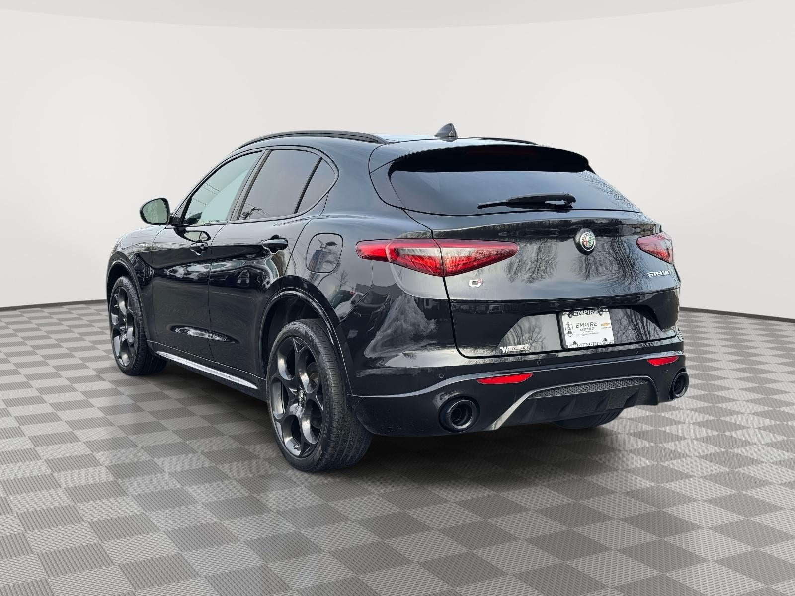 2023 Alfa Romeo Stelvio Veloce AWD