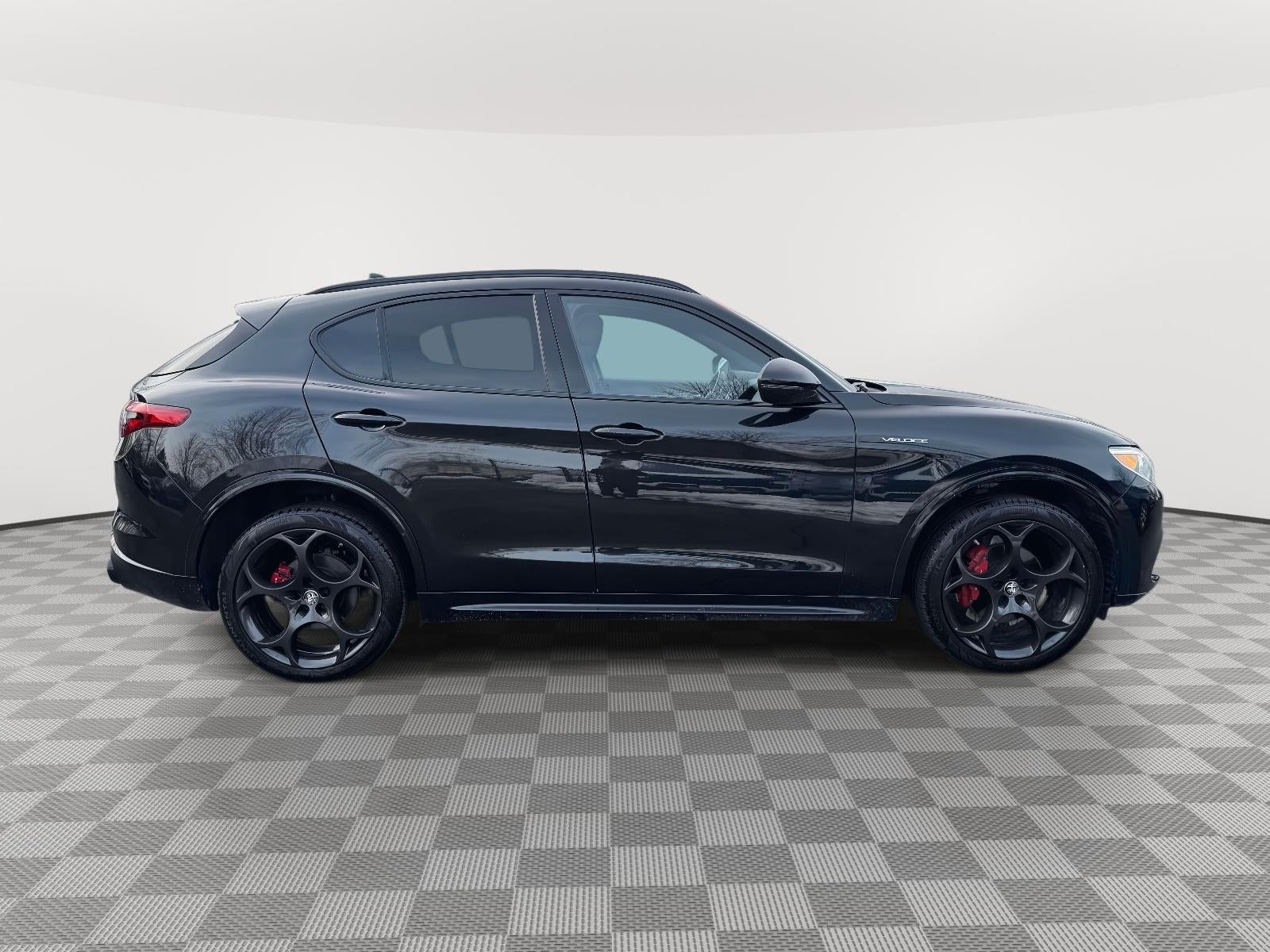 2023 Alfa Romeo Stelvio Veloce AWD